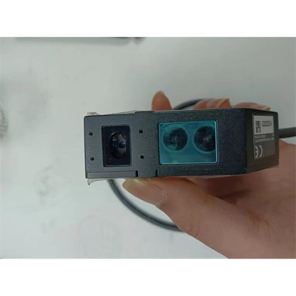 KEYENCE基恩士LK-G3000系列高速高精度CCD激光位移傳感器感測頭LK-G400